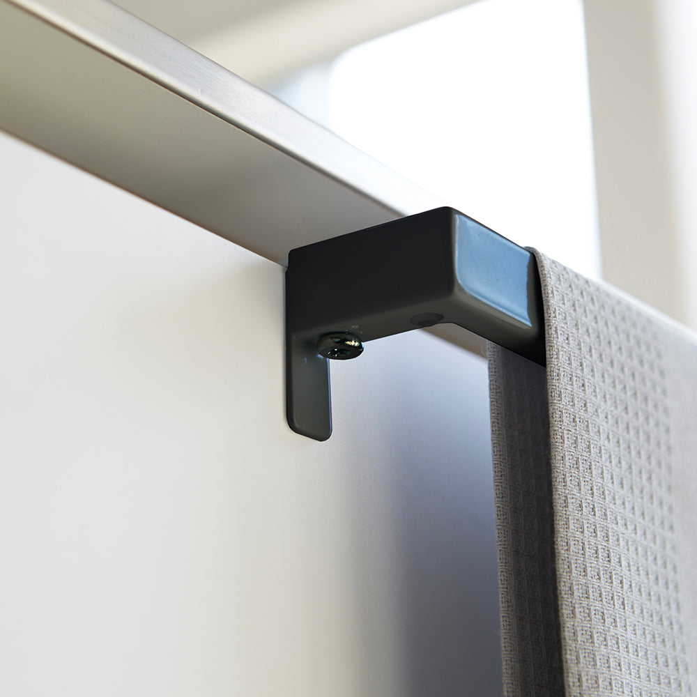 Toallero de Puerta Ajustable Negro Yamazaki®