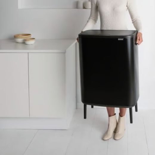 Basurero Bo Touch Hi 2 x 30 Litros Negro Mate Brabantia®