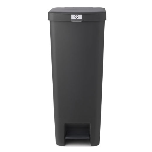 Basurero StepUp 40 Litros Gris Oscuro Brabantia®