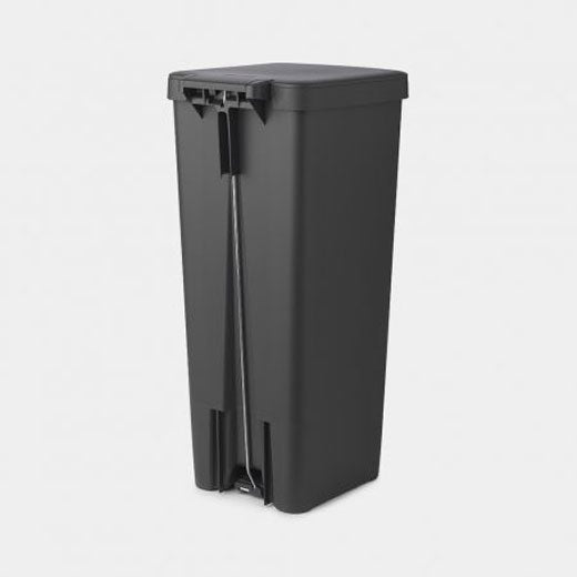 Basurero StepUp 40 Litros Gris Oscuro Brabantia®