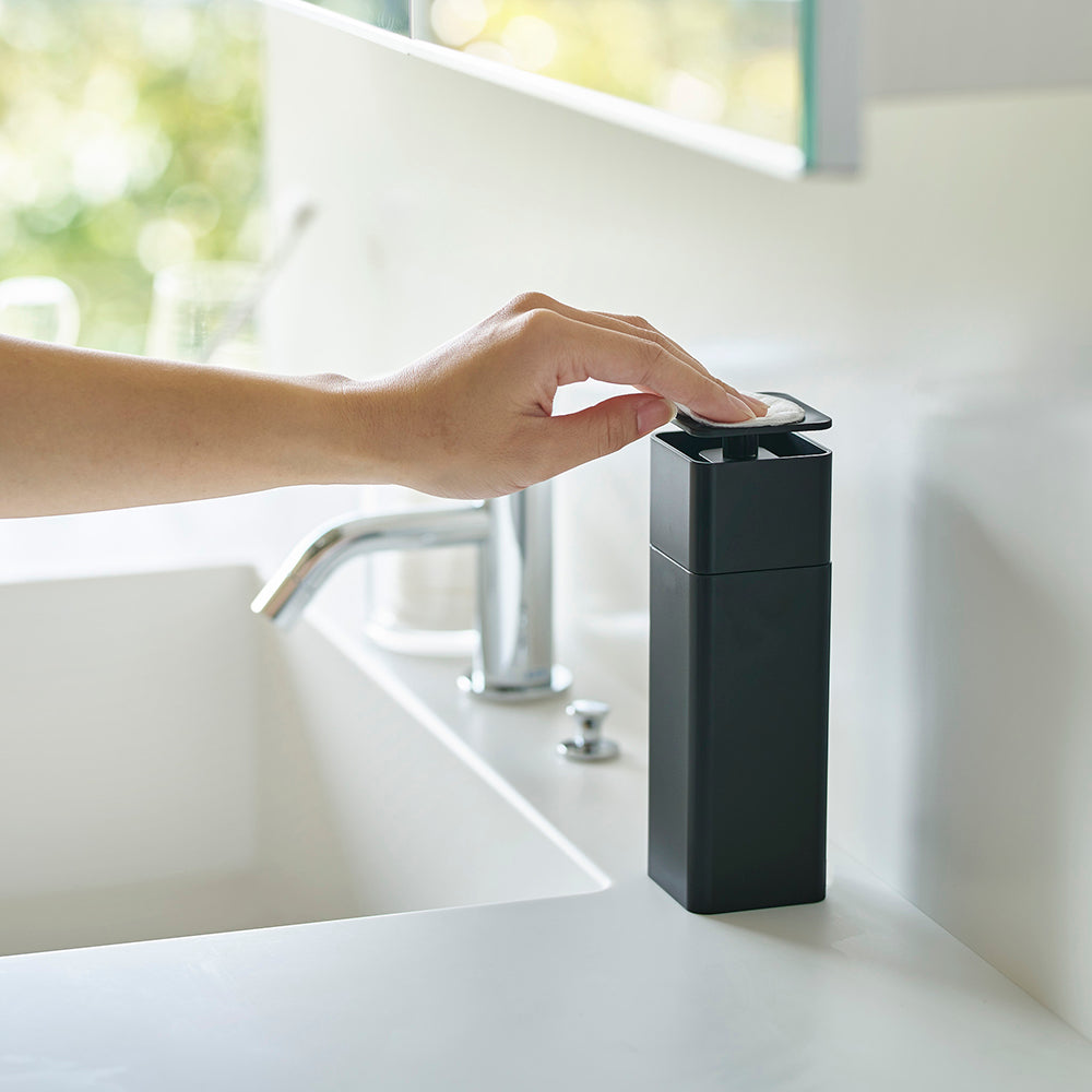 Dispensador Jabón Push Negro Yamazaki®
