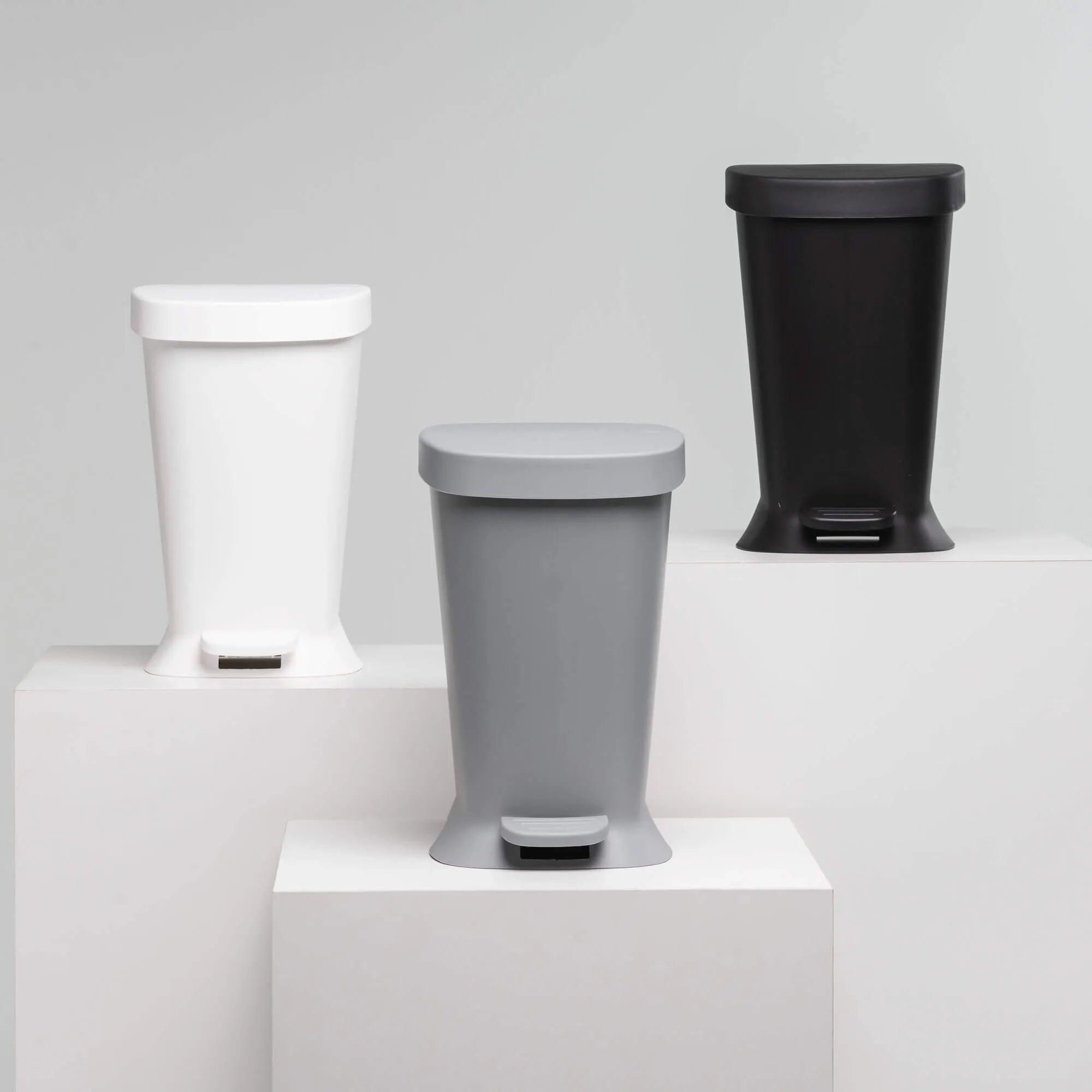 Basurero con Pedal New Square 5 Litros Gris Grafito Coza®